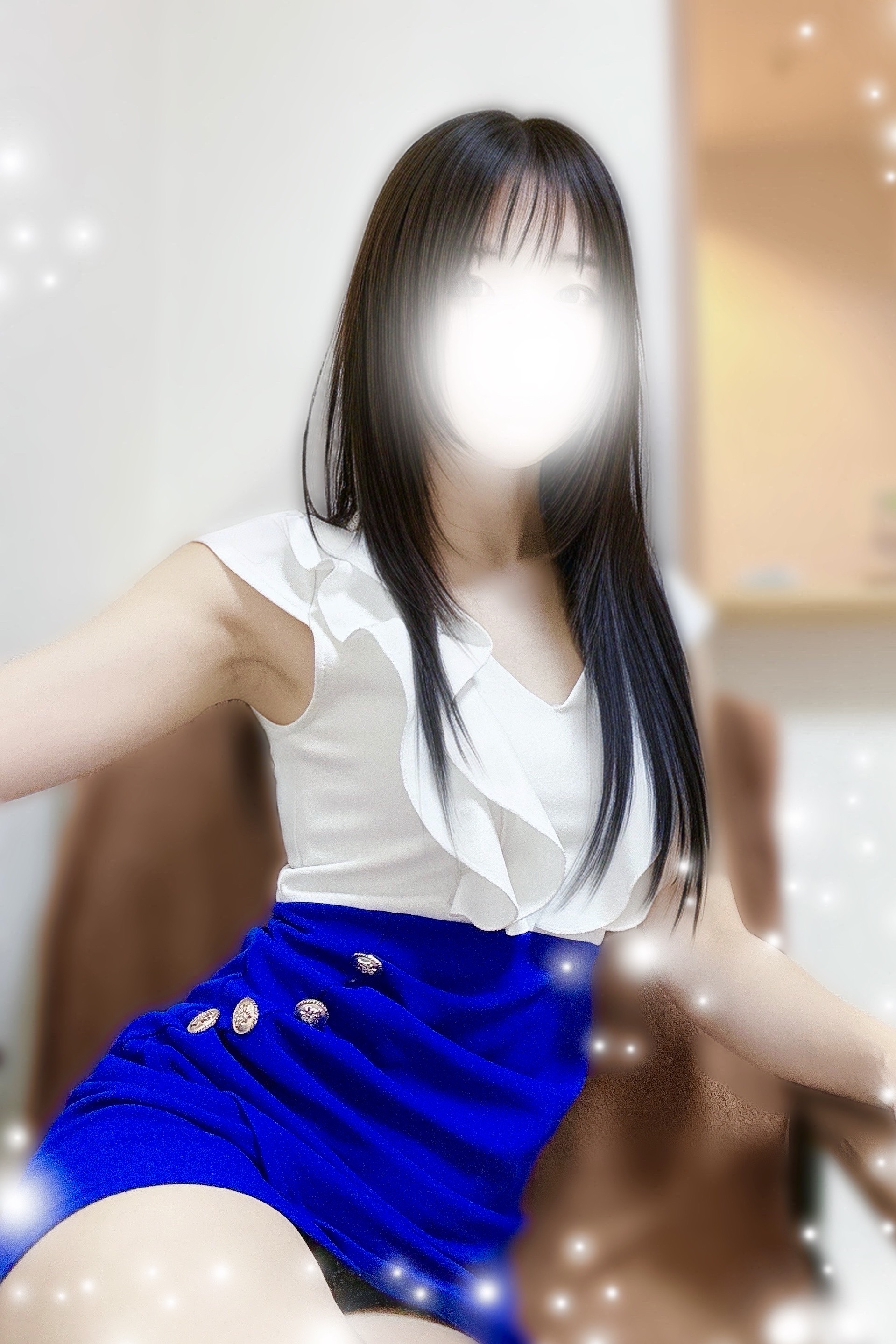 まいか 大阪日本橋のメンズエステならぶるーべりースパ。キレイな女性と非日常の癒しの空間でリラックスタイムを